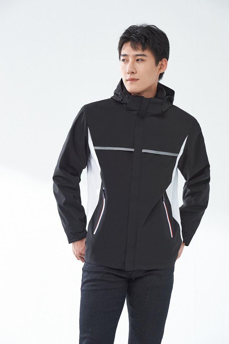 男款沖鋒衣定制模特展示正面 男款沖鋒衣定制模特展示正面
