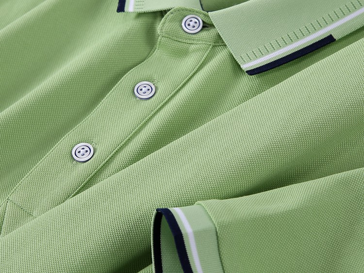 33103款POLO衫細節(jié)展示 33103款POLO衫細節(jié)展示