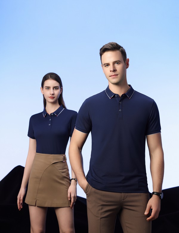 t恤定制模特展示 t恤定制模特展示