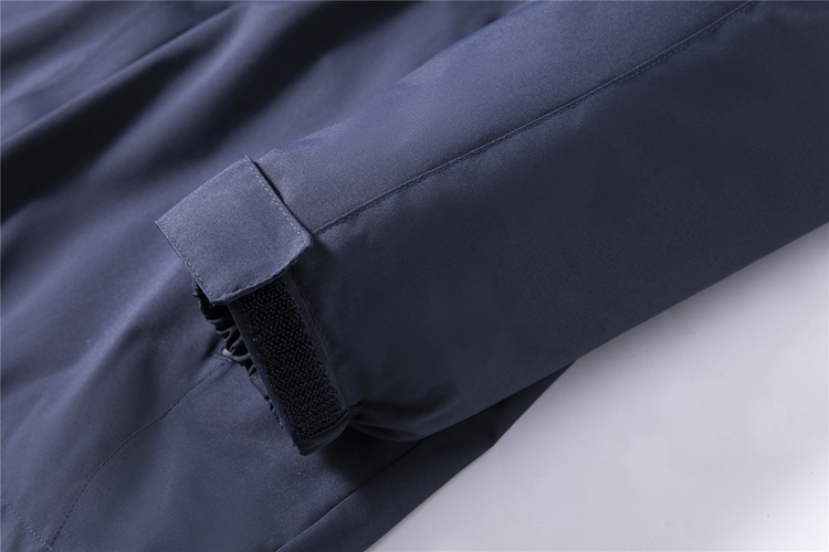 沖鋒衣細節展示