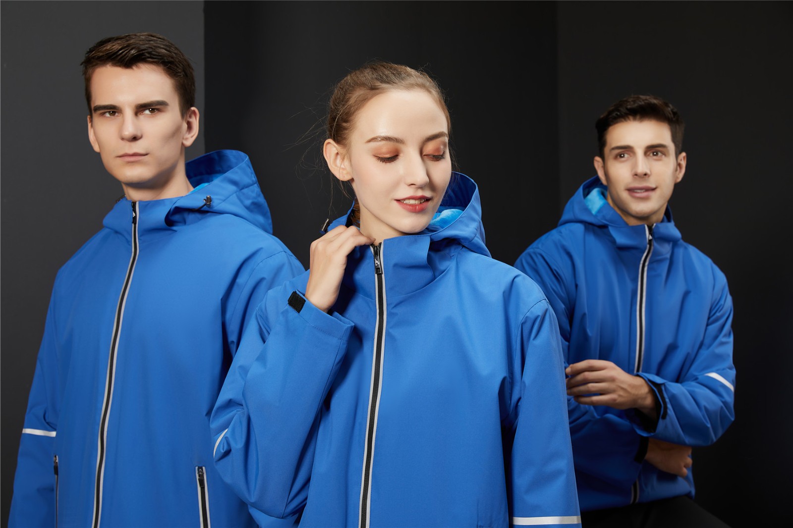 運動休閑沖鋒衣模特上身展示圖 運動休閑沖鋒衣模特上身展示圖